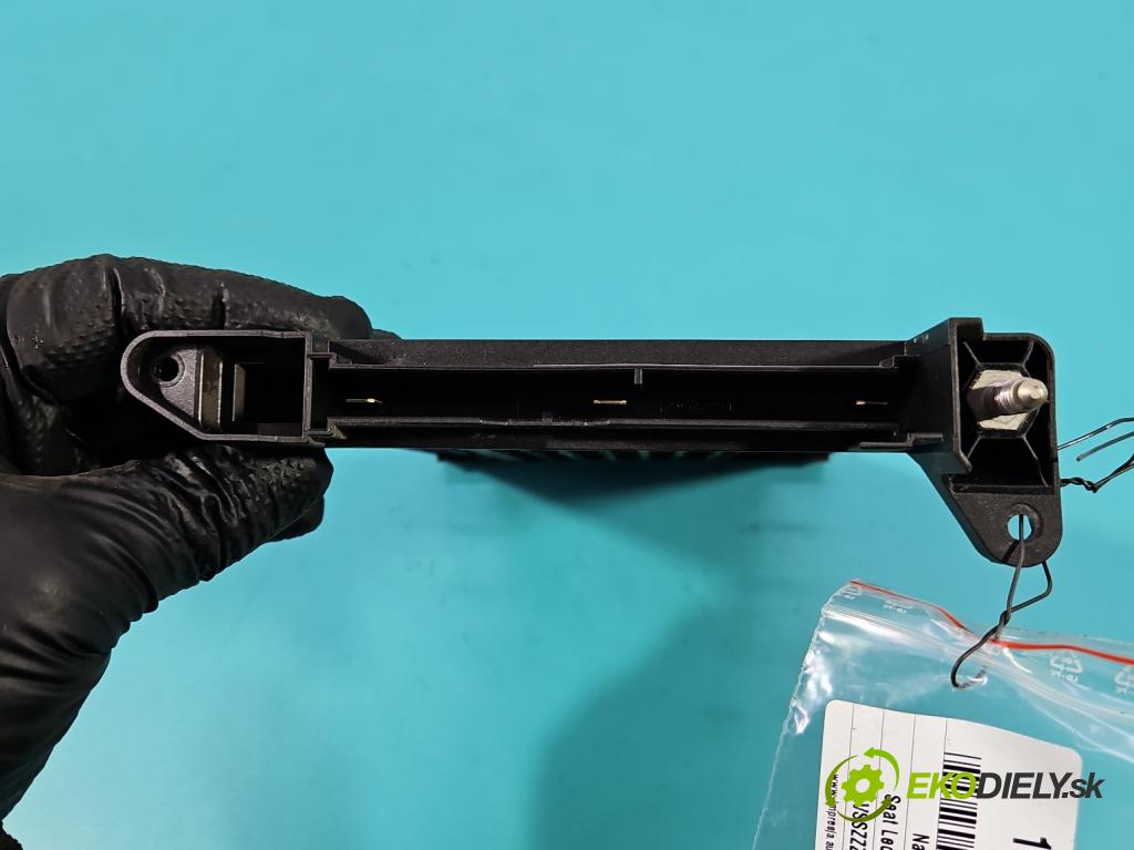 Seat Leon III 2012-2020 2.0 tdi 150 HP manual 110 kW 1968 cm3 5- radiator 5Q0963235D (Radiátor kúrenia)