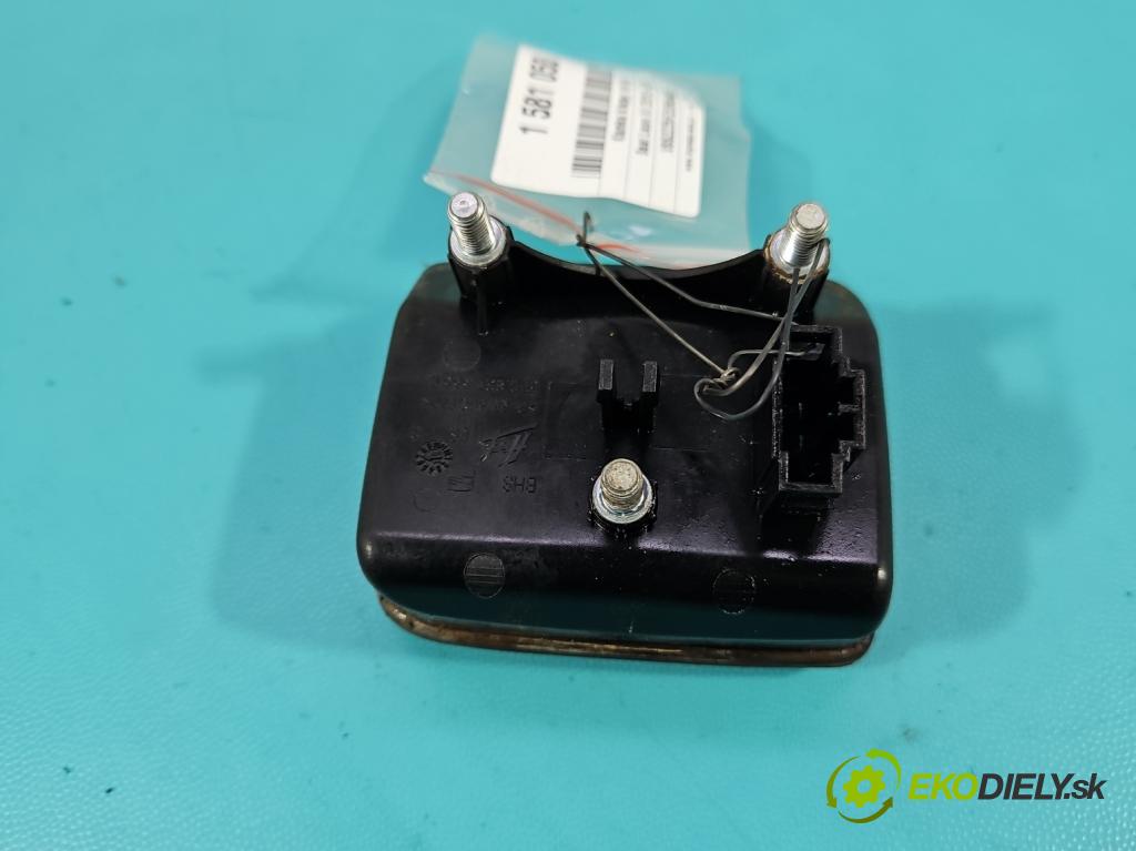 Seat Leon III 2012-2020 2.0 tdi 150 HP manual 110 kW 1968 cm3 5- rukoväť kufrové dvere zadné 5F0827565C