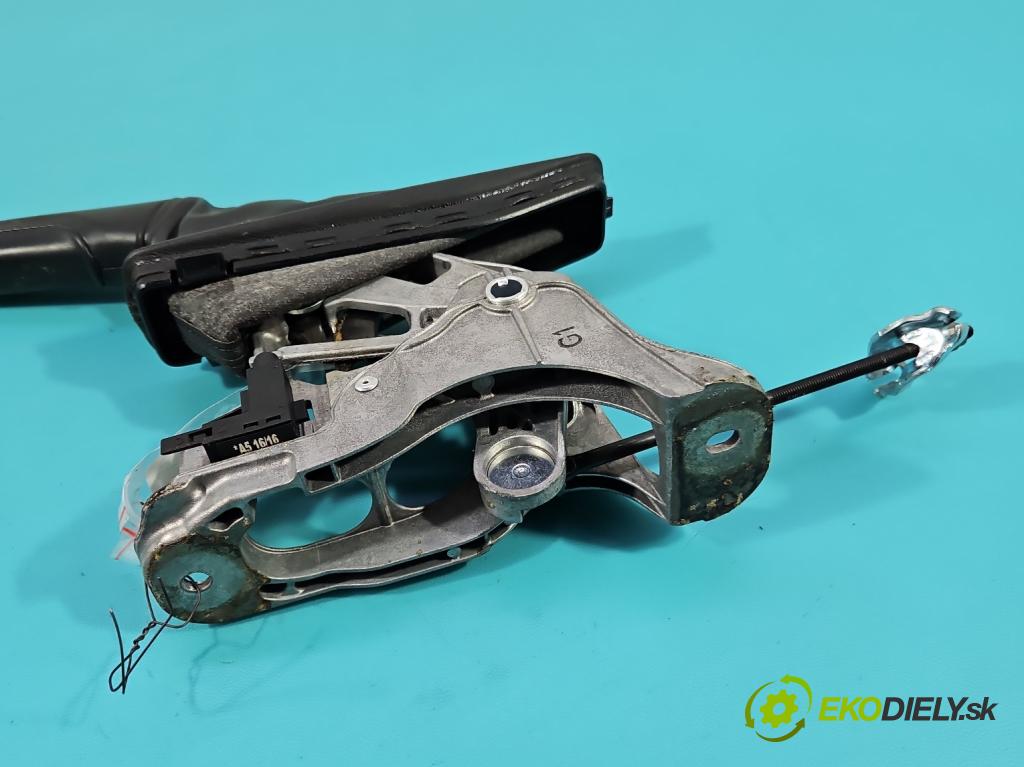 Seat Leon III 2012-2020 2.0 tdi 150 HP manual 110 kW 1968 cm3 5- Páka: brzda: ručný