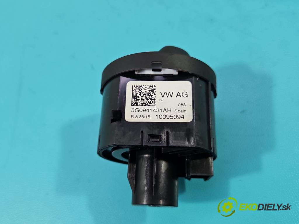 Seat Leon III 2012-2020 2.0 tdi 150 HP manual 110 kW 1968 cm3 5- prepínač světla: na doska: 5G0941431AH