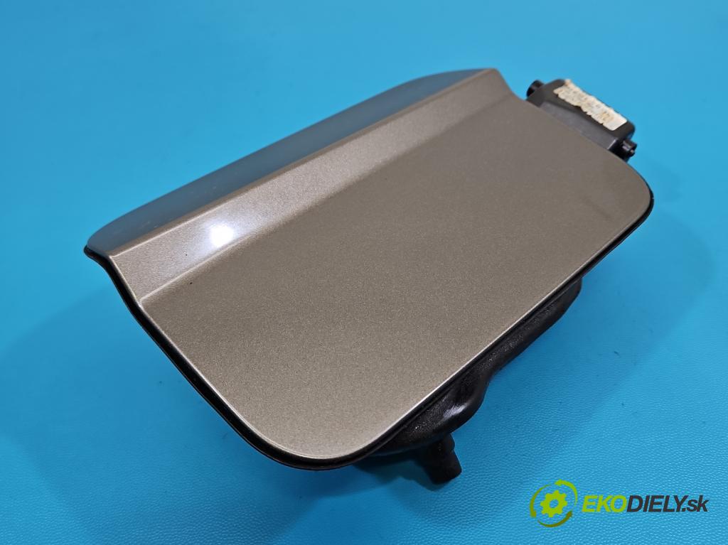 Seat Leon III 2012-2020 2.0 tdi 150 hp manual 110 kW 1968 cm3 5- Klapka nalévání paliva 5F9809905B (Klika dveří ostatní)