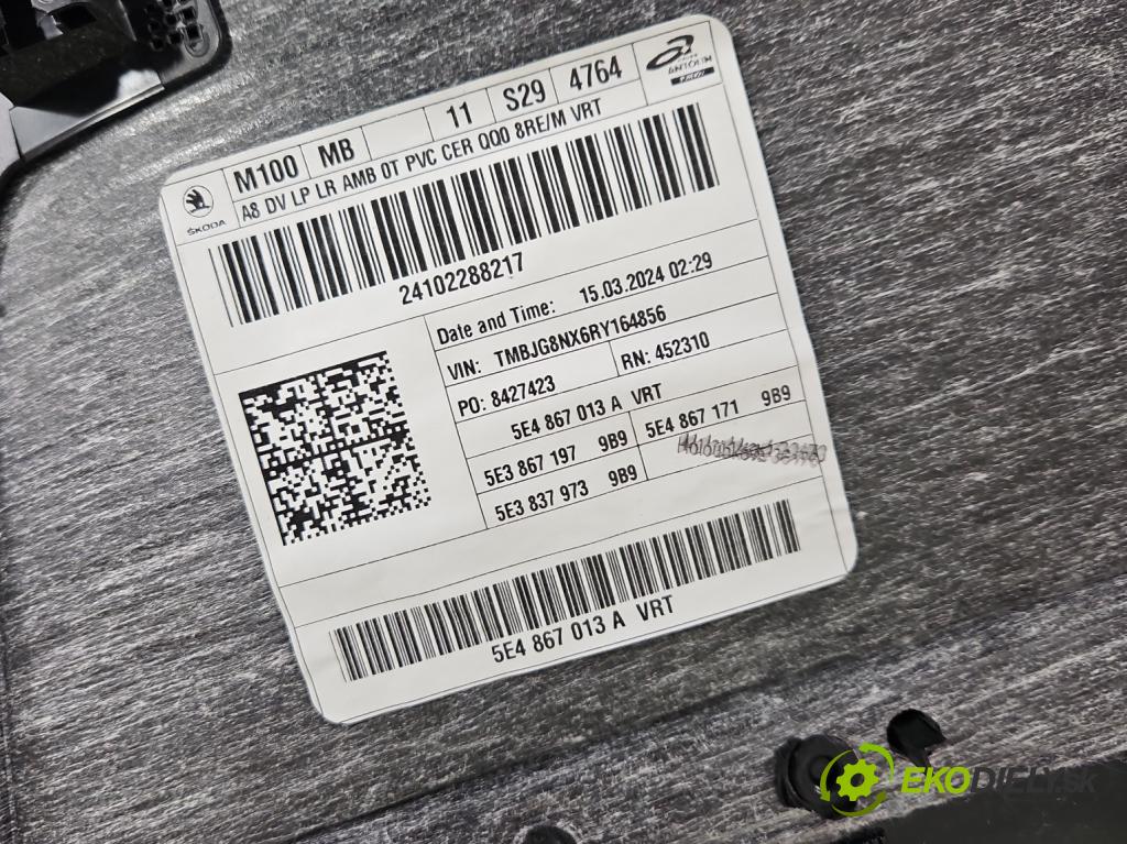 Skoda Octavia IV 2019- 2.0 tdi 116 HP manual 85 kW 1968 cm3 5- Čalounictví: dvere predné ľavé