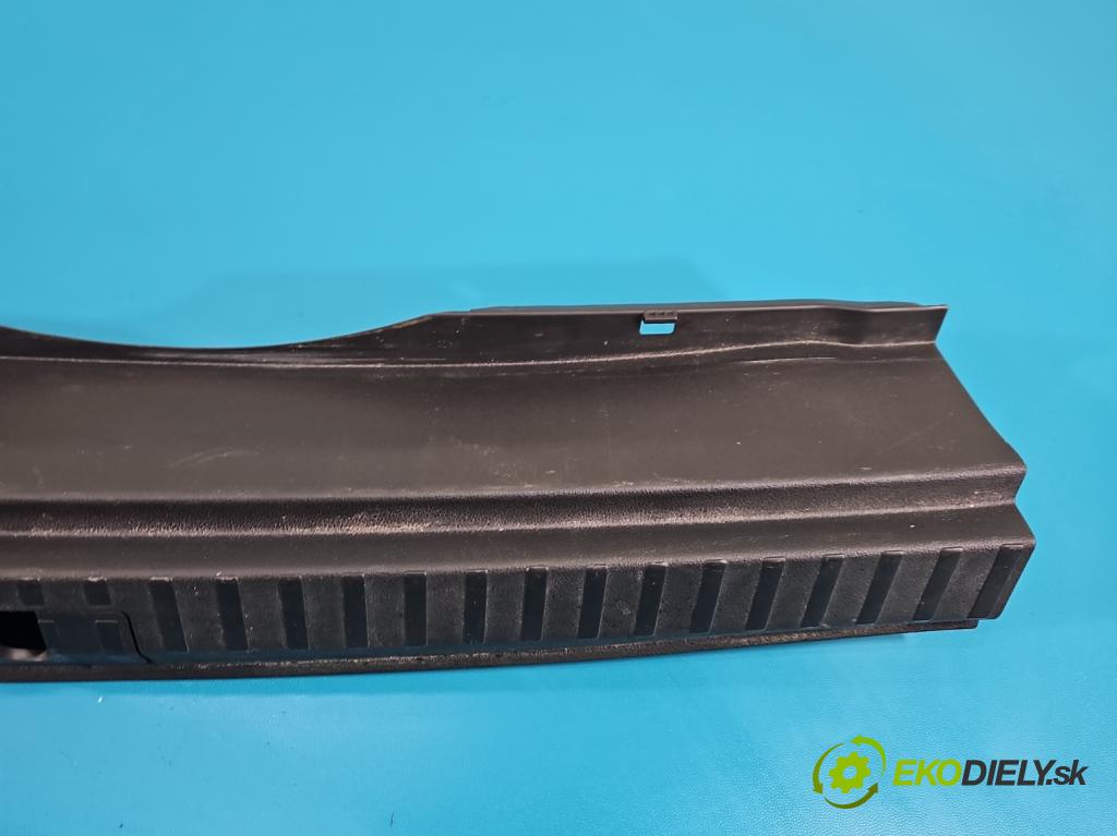 Skoda Octavia IV 2019- 2.0 tdi 116 HP manual 85 kW 1968 cm3 5- kryt plast 5E7863459A