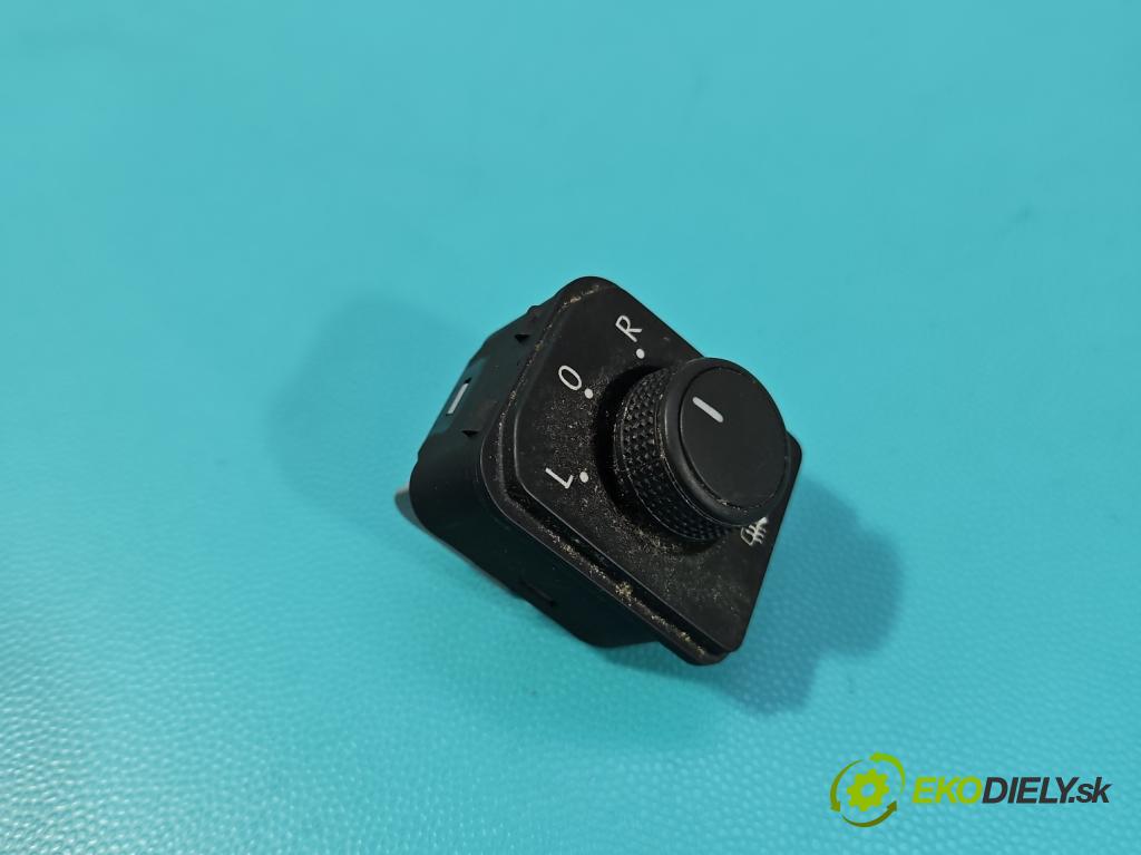 Skoda Octavia IV 2019- 2.0 tdi 116 HP manual 85 kW 1968 cm3 5- prepínač okien spätných zrkadiel 565959565