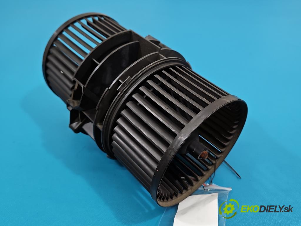 Renault Fluence 1.6 16V 110 hp manual 81 kW 1598 cm3 4- ventilátor vzduchu 