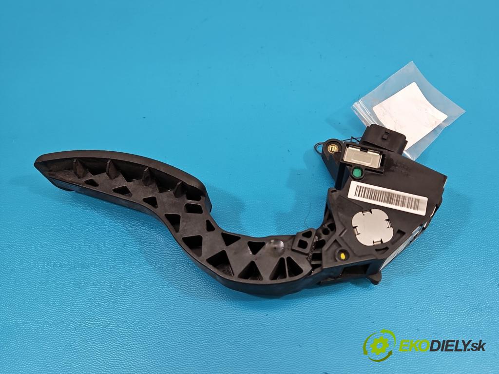 Renault Fluence 1.6 16V 110 HP manual 81 kW 1598 cm3 4- pedal plyn potenciometr: 180100024R