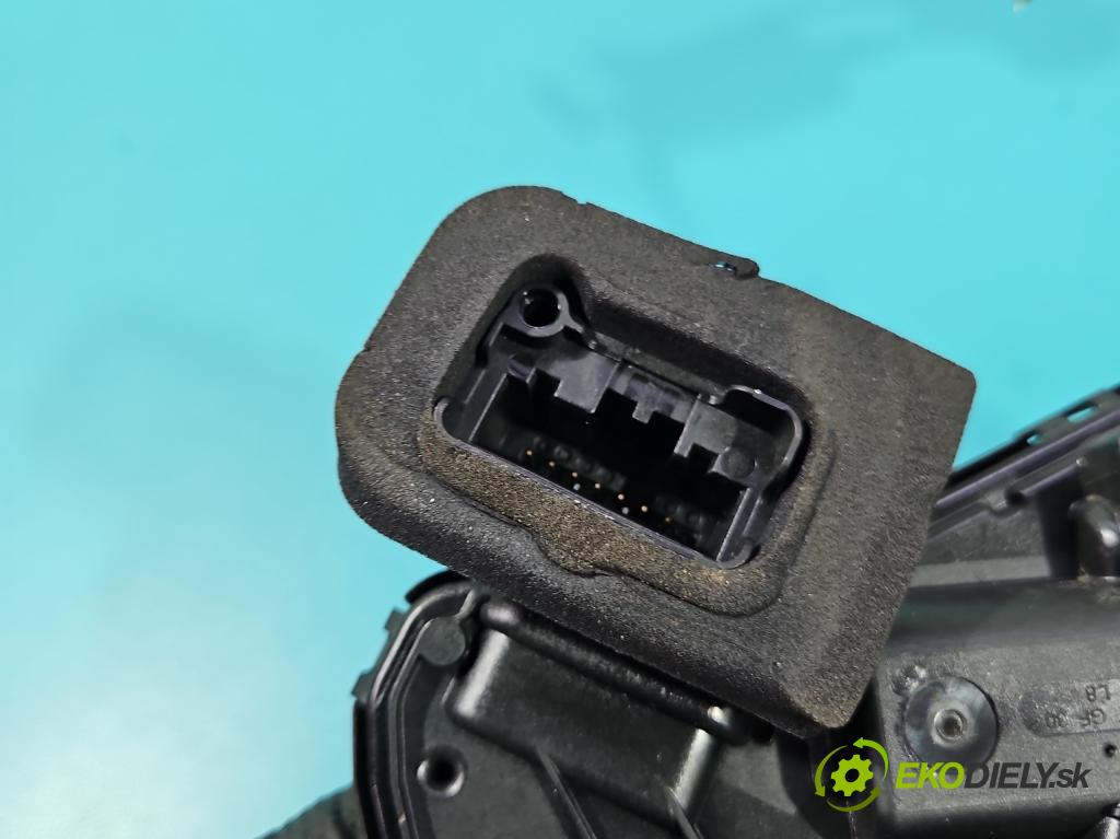 Skoda Octavia IV 2019- 2.0 tdi 116 HP manual 85 kW 1968 cm3 5- zámok zadné ľavý 5TA839015P