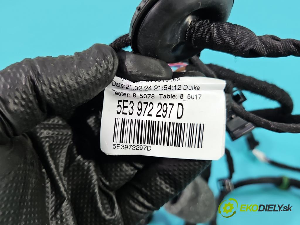 Skoda Octavia IV 2019- 2.0 tdi 116 HP manual 85 kW 1968 cm3 5- Zväzok: dvere zadné pravých 5E3971694AG