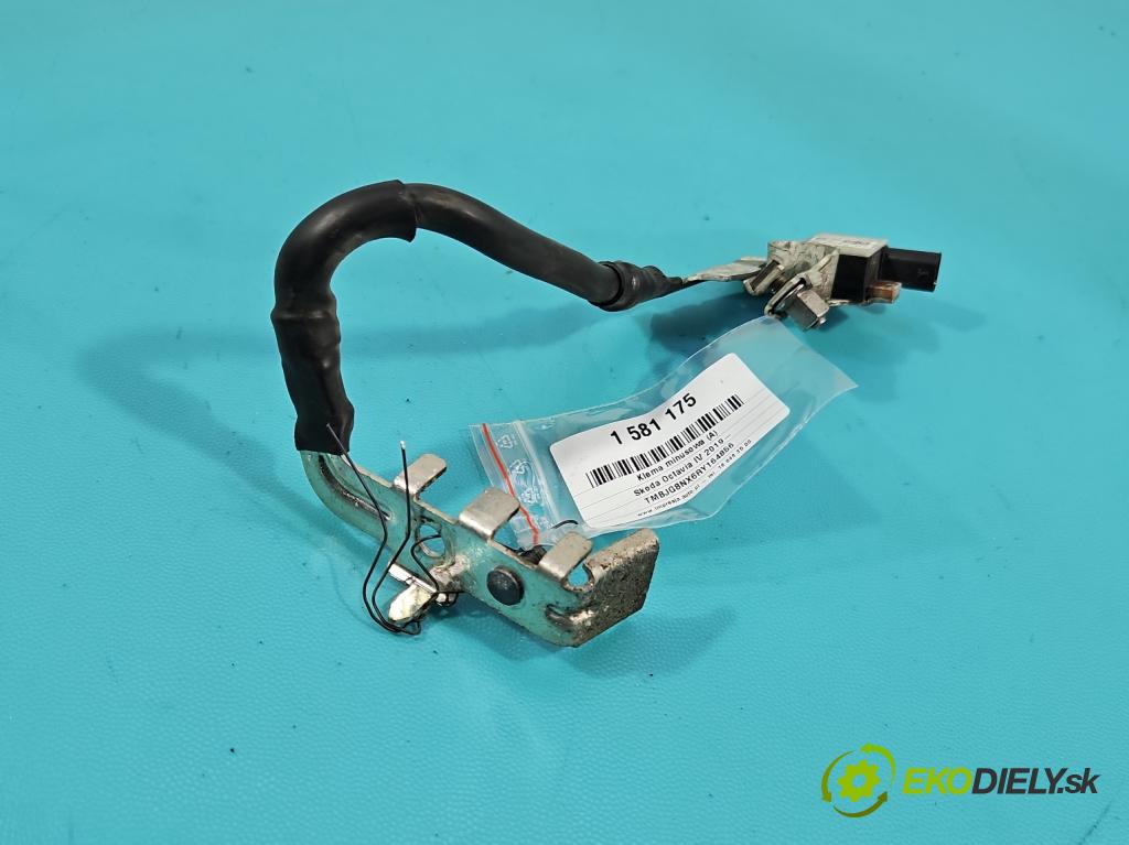 Skoda Octavia IV 2019- 2.0 tdi 116 HP manual 85 kW 1968 cm3 5- kontakt mínus: 5WA915181C