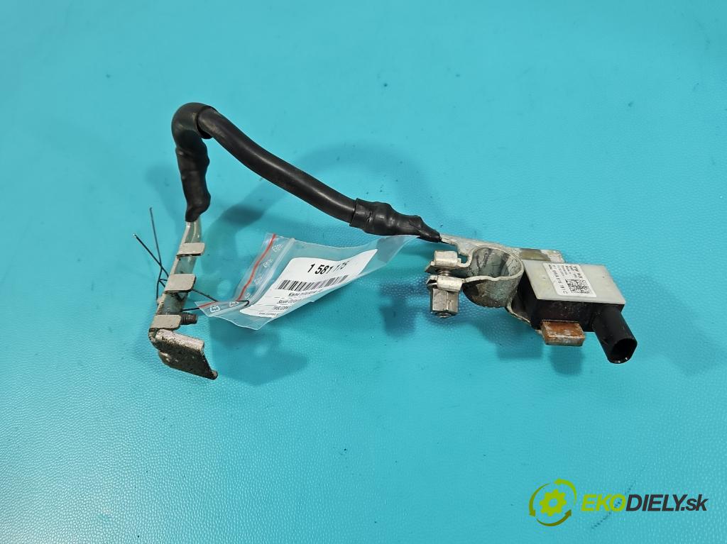 Skoda Octavia IV 2019- 2.0 tdi 116 HP manual 85 kW 1968 cm3 5- kontakt mínus: 5WA915181C