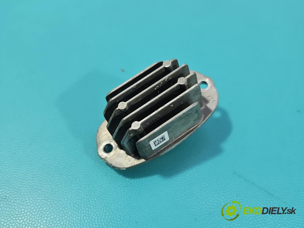 Skoda Octavia IV 2019- 2.0 tdi 116 hp manual 85 kW 1968 cm3 5- modul lampy: 