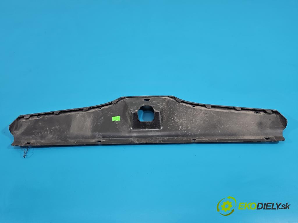 Skoda Octavia IV 2019- 2.0 tdi 116 HP manual 85 kW 1968 cm3 5- kryt plast 5E3853343