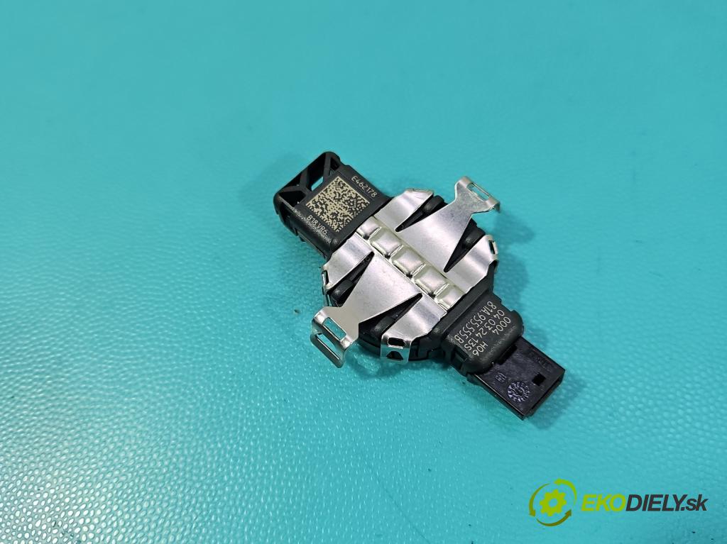 Skoda Octavia IV 2019- 2.0 tdi 116 HP manual 85 kW 1968 cm3 5- snímač déšť: 81A955555B (Snímač dažďa)