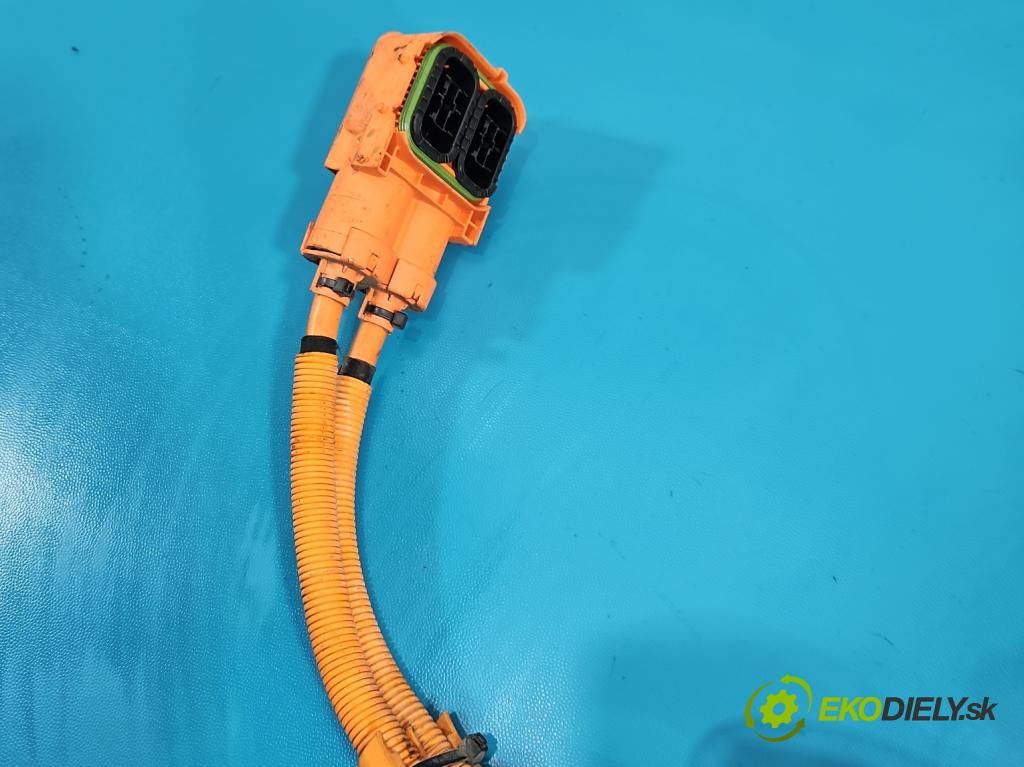 Bmw i3 2013–2022 0.0 elektrický: 170 HP automatic 125 kW 1 cm3 5- Zväzok: ostatné 7647014-01