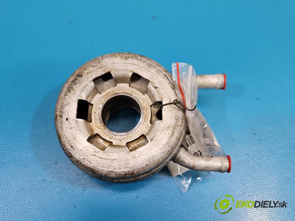 Bmw i3 2013–2022 0.0 elektrický: 170 hp automatic 125 kW 1 cm3 5- Chladič olej: 8543477