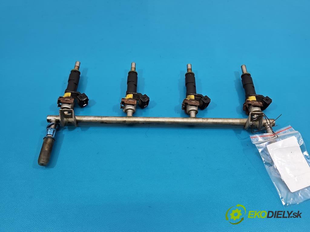 Opel Zafira B 2005-2014 1.8 16V 140 HP manual 103 kW 1796 cm3 5- vstrek 55353806 (Vstrekovač paliva)