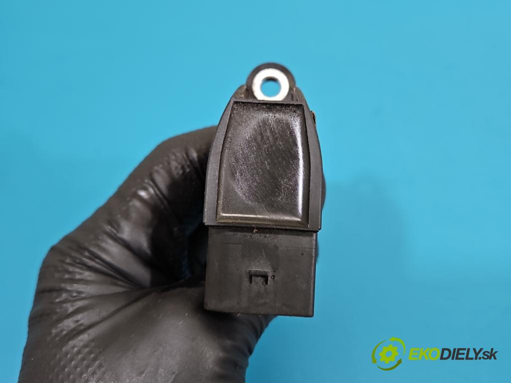 Porsche Cayenne I 2002-2010 4.5 V8 340KM: automatic 250 kW 4511 cm3 5- cievka zapaľovacia 0040102012 (Zapaľovacia cievka)