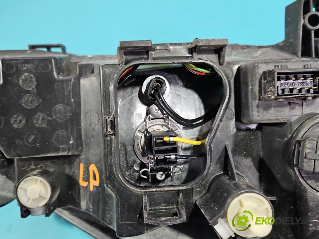 Toyota Corolla E12 2001-2009 1.4 D4D 90 HP manual 66 kW 1364 cm3 5- Reflektor: ľavý  (Kľučka dverí ostatné)