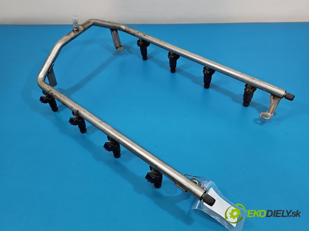 Porsche Cayenne I 2002-2010 4.5 V8 340KM: automatic 250 kW 4511 cm3 5- vstrek 0280156101 (Vstrekovač paliva)