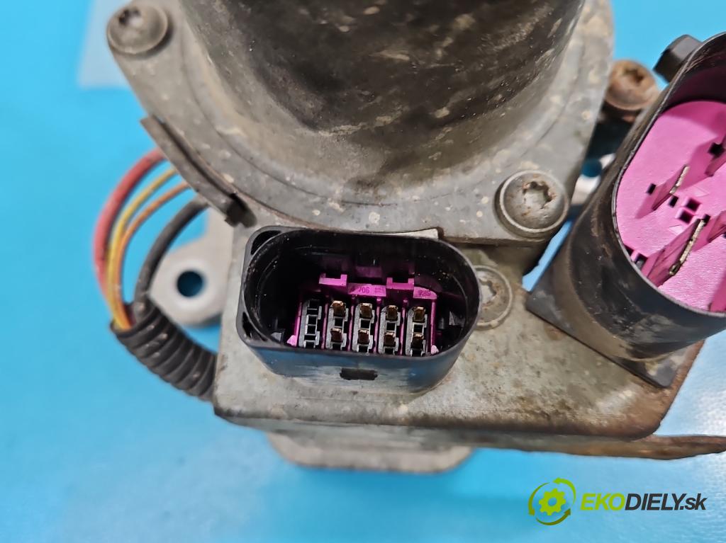 Porsche Cayenne I 2002-2010 4.5 V8 340KM: automatic 250 kW 4511 cm3 5- Ovladač: reduktora 0AD341601C