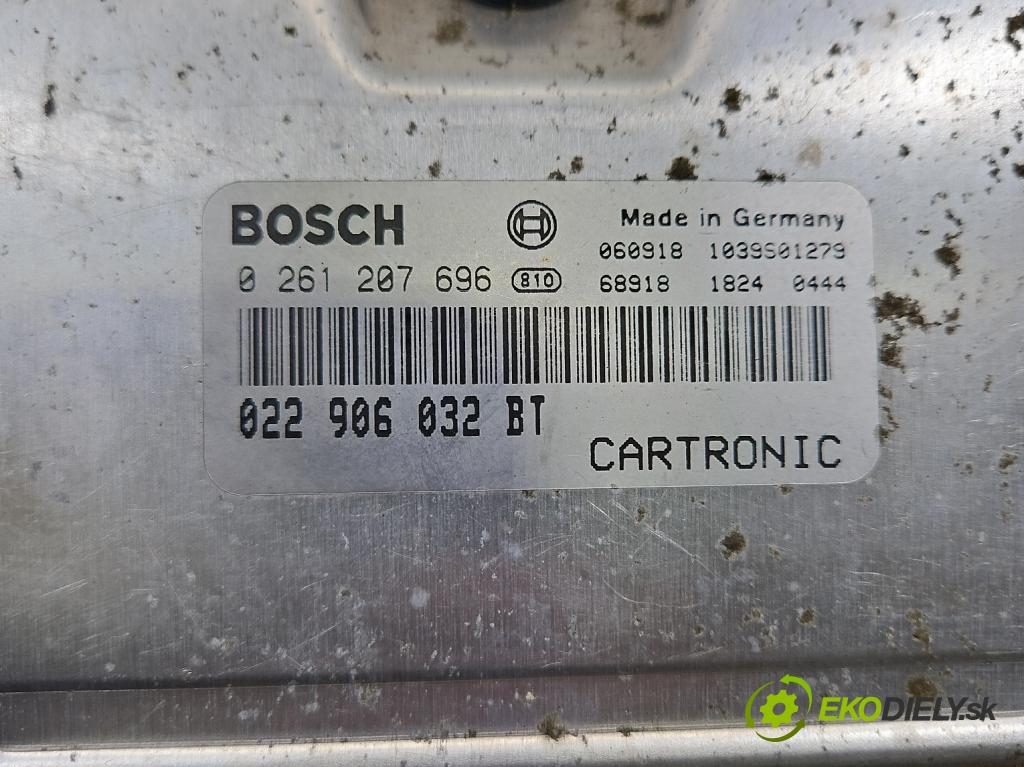 Porsche Cayenne I 2002-2010 4.5 V8 340KM automatic 250 kW 4511 cm3 5- řídící jednotka motoru 0261207696