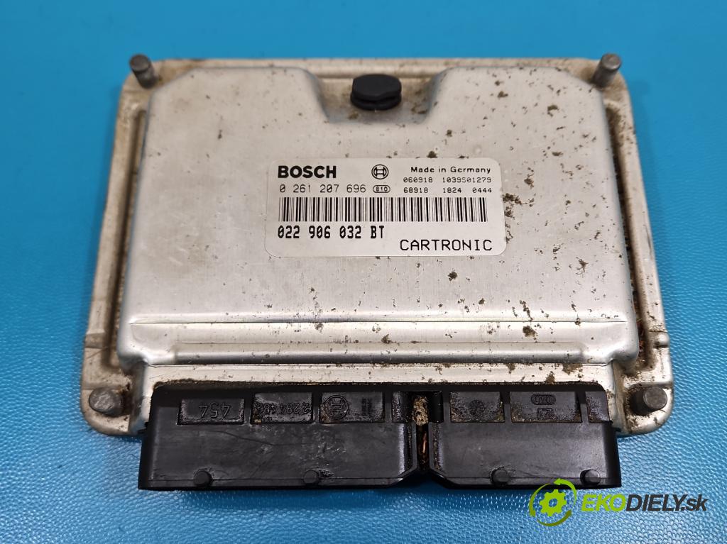 Porsche Cayenne I 2002-2010 4.5 V8 340KM automatic 250 kW 4511 cm3 5- řídící jednotka motoru 0261207696