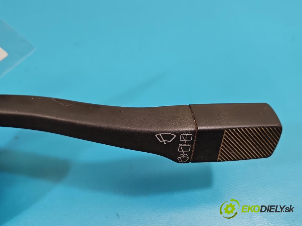 Vw Transporter T4 1990-2003 2.4d 77 HP manual 57 kW 2370 cm3 5- prepínač komplex:  (Prepínacie páčky pod volantom)