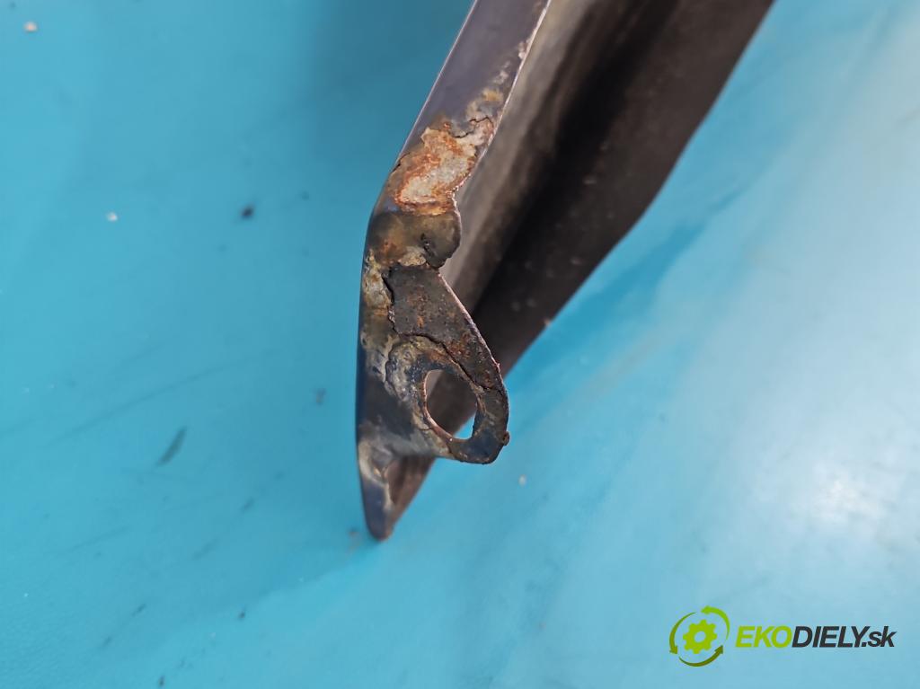 Opel Astra III 2004-2014 1.7 cdti 101 HP manual 74 kW 1686 cm3 5- blatník predné pravý  (Kľučka dverí ostatné)