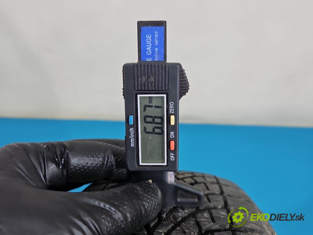 Citroen C1 I 2005-2014 1.0 12V 68 HP manual 50 kW 998 cm3 3- pneumatika celoročné pár