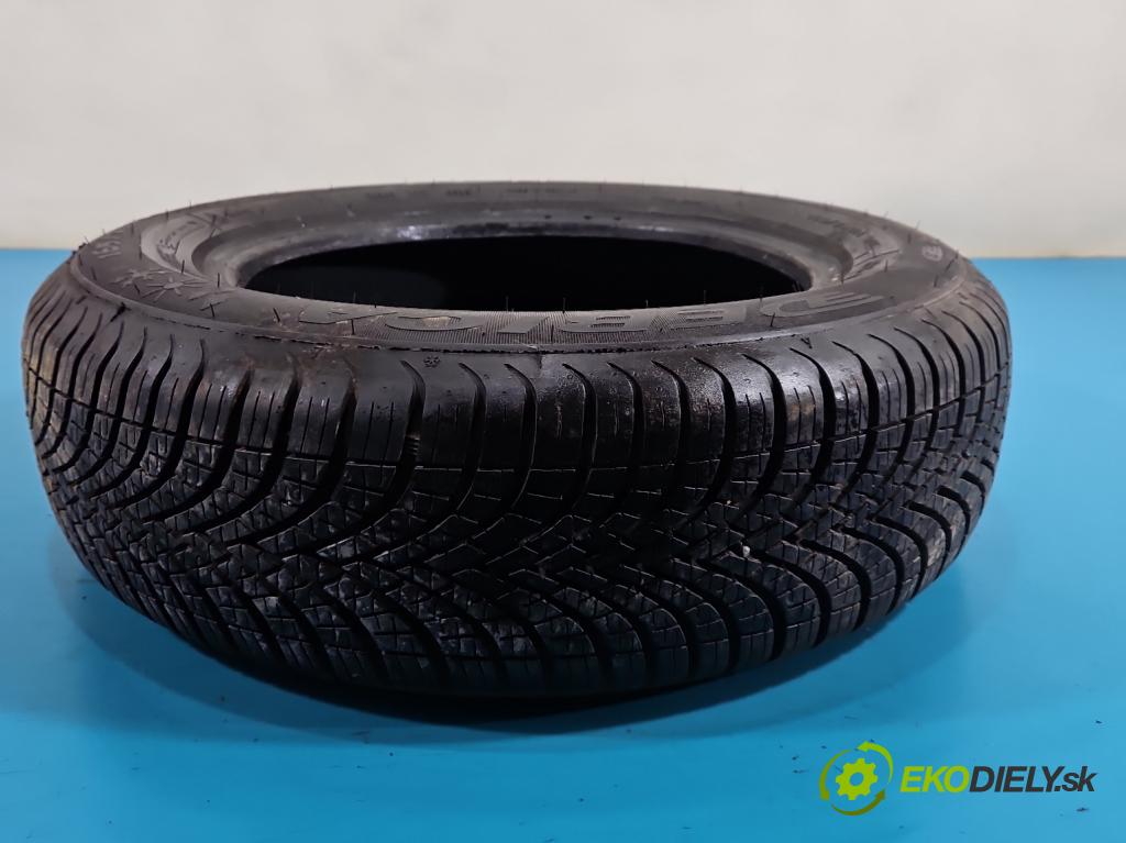 Citroen C1 I 2005-2014 1.0 12V 68 HP manual 50 kW 998 cm3 3- pneumatika celoročné pár