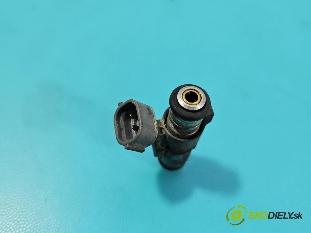 Peugeot 207 1.4 16V 88 HP manual 65 kW 1360 cm3 3- vstrek IPM012 (Vstrekovač paliva)