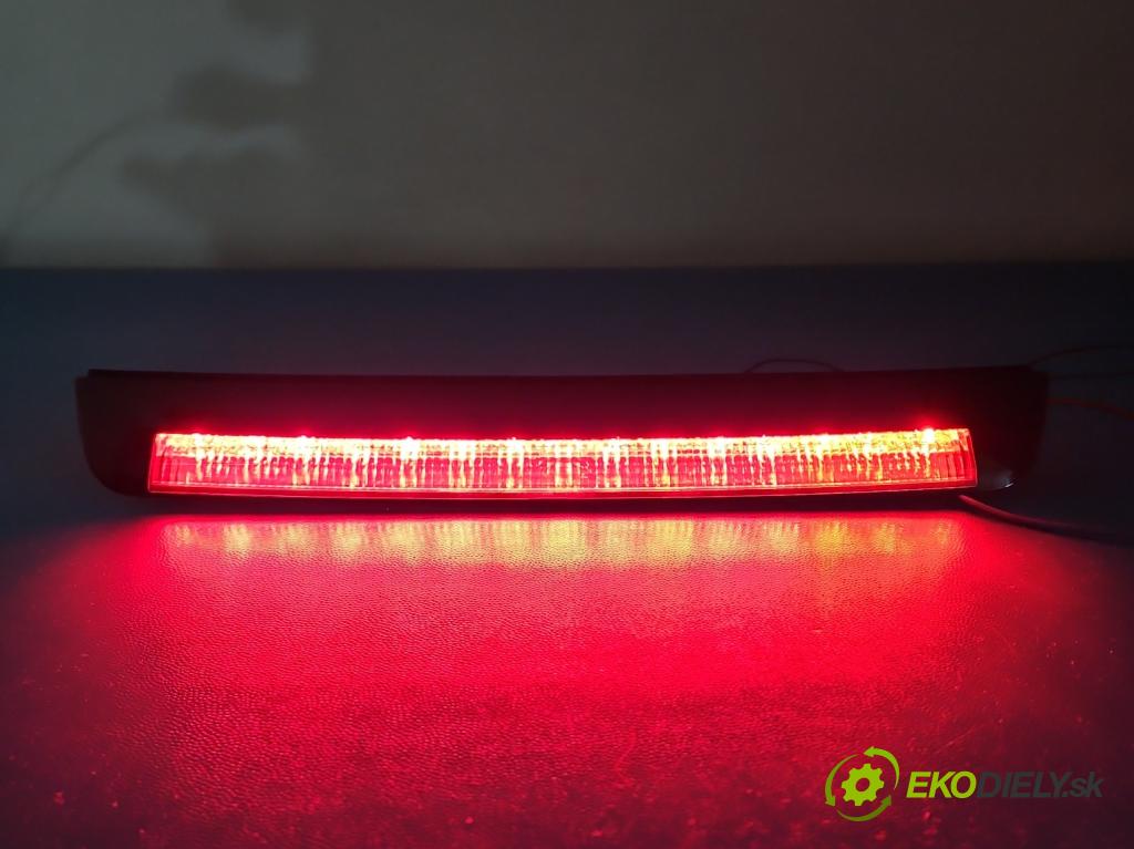 Fiat Tipo II 2015- 1.4 16V 95 HP manual 70 kW 1368 cm3 5- světlo: stop: 320A001412