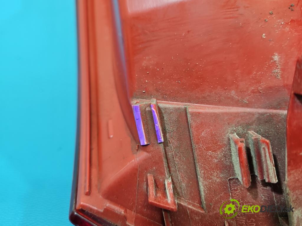 Vw Passat B6 2005-2010 2.0 tdi 136 HP manual 100 kW 1968 cm3 5- svetlo / reflektor zadné ľavé  (Kľučka dverí ostatné)
