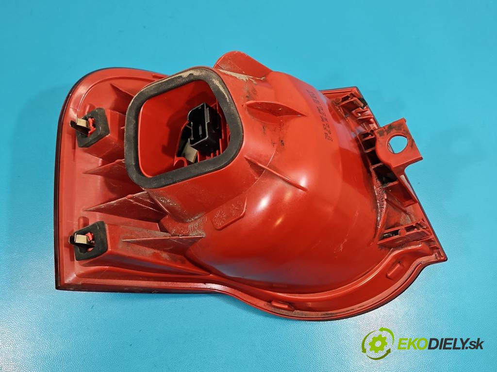 Vw Passat B6 2005-2010 2.0 tdi 136 HP manual 100 kW 1968 cm3 5- svetlo / reflektor zadné pravé 3C9945096N (Kľučka dverí ostatné)