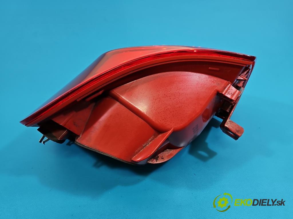 Vw Passat B6 2005-2010 2.0 tdi 136 HP manual 100 kW 1968 cm3 5- svetlo / reflektor zadné pravé 3C9945096N (Kľučka dverí ostatné)