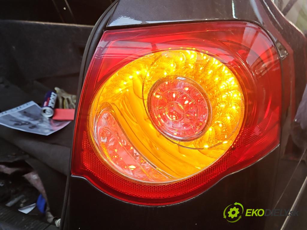 Vw Passat B6 2005-2010 2.0 tdi 136 HP manual 100 kW 1968 cm3 5- svetlo / reflektor zadné pravé 3C9945096N (Kľučka dverí ostatné)