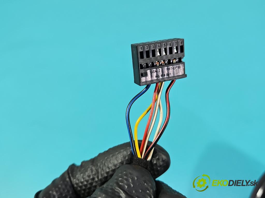 Vw Passat B6 2005-2010 2.0 tdi 136 HP manual 100 kW 1968 cm3 5- zrkadlo pravé  (Kľučka dverí ostatné)