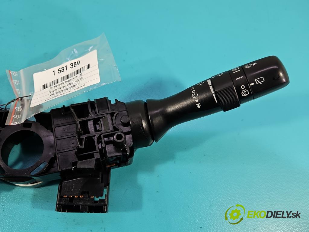 Toyota Verso 2009-2018 1.8 16V 147 HP automatic 108 kW 1798 cm3 5- prepínač komplex: 17F421 (Prepínacie páčky pod volantom)