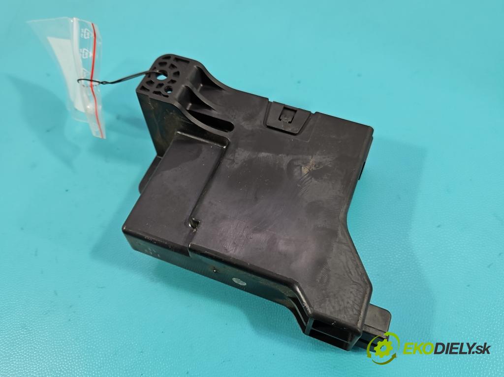 Toyota Verso 2009-2018 1.8 16V 147 HP automatic 108 kW 1798 cm3 5- riadiaca jednotka ostatné 88650-0F090