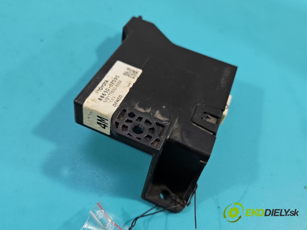 Toyota Verso 2009-2018 1.8 16V 147 HP automatic 108 kW 1798 cm3 5- riadiaca jednotka ostatné 88650-0F090