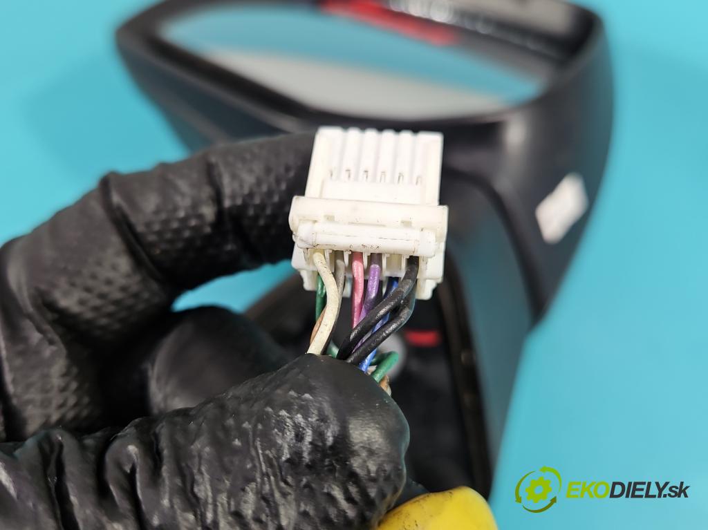 Subaru Forester IV SJ 2012-2018 2.0 BOXER 147 HP automatic 108 kW 1998 cm3 5- zrkadlo ľavé  (Kľučka dverí ostatné)