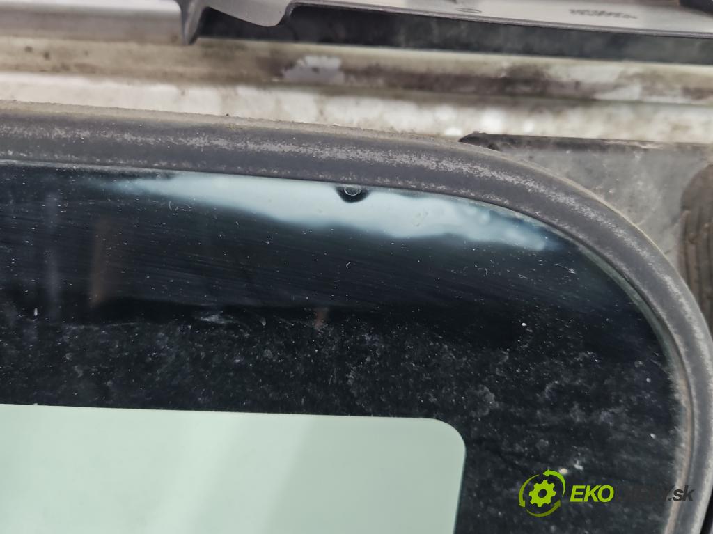 Subaru Forester IV SJ 2012-2018 2.0 BOXER 147 HP automatic 108 kW 1998 cm3 5- Střešní okno:  (Sklo karosérie)