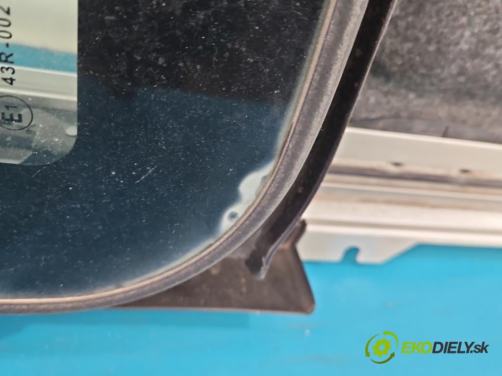 Subaru Forester IV SJ 2012-2018 2.0 BOXER 147 HP automatic 108 kW 1998 cm3 5- Střešní okno:  (Sklo karosérie)