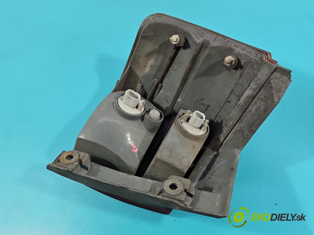 Honda Accord VII 2002-2008 2.0 16V 155 HP manual 114 kW 1998 cm3 5- svetlo / reflektor zadné pravé  (Kľučka dverí ostatné)