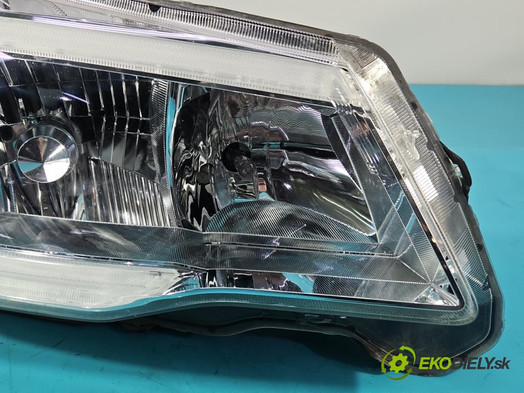 Subaru Forester IV SJ 2012-2018 2.0 BOXER 147 HP automatic 108 kW 1998 cm3 5- Reflektor: pravý 100-60151 (Svetlo predné pravé)