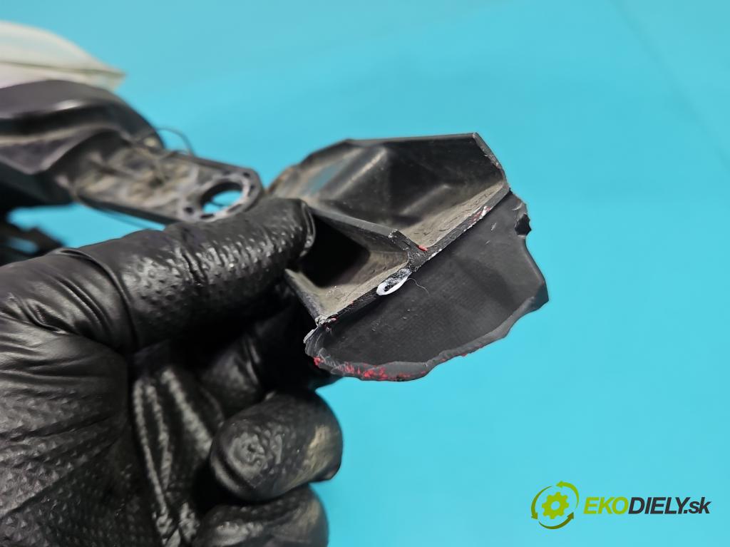 Subaru Forester IV SJ 2012-2018 2.0 BOXER 147 HP automatic 108 kW 1998 cm3 5- Reflektor: pravý 100-60151 (Svetlo predné pravé)