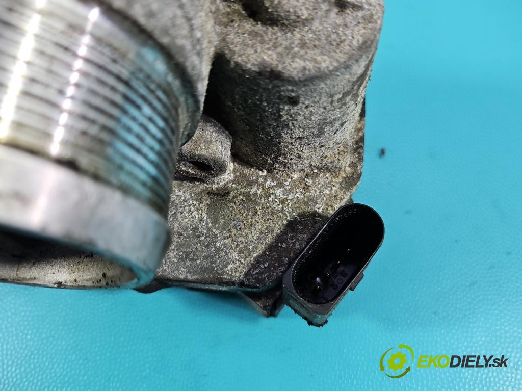 Audi Q5 2008-2016 3.0 tdi 239KM automatic 176 kW 2967 cm3 5- klapka 4E0145950J (Škrtiaca klapka)