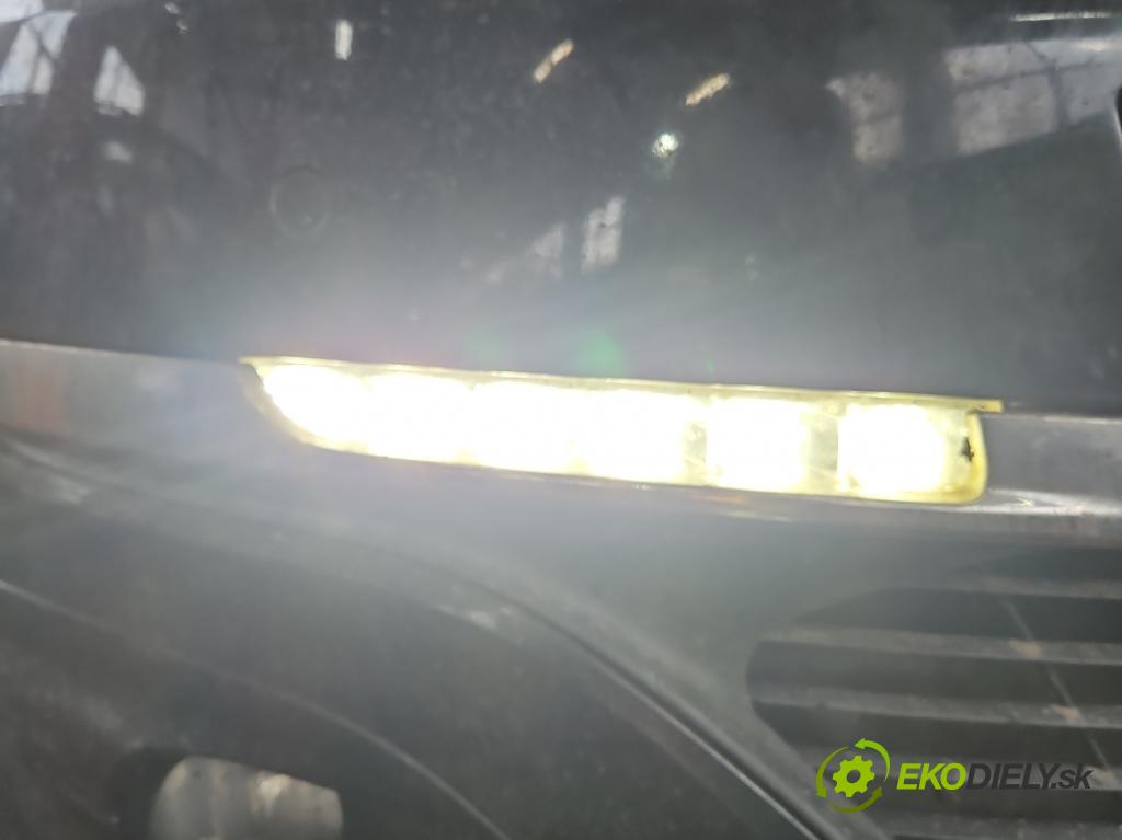 Peugeot 308 II 2013-2021 1.6 hdi 120 HP manual 88 kW 1560 cm3 5- Svetlo: prevádzky pravé 9812662180