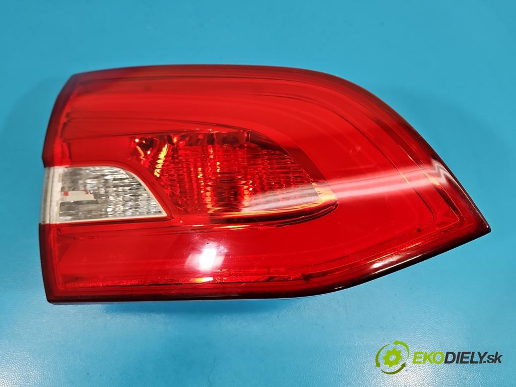 Peugeot 308 II 2013-2021 1.6 hdi 120 HP manual 88 kW 1560 cm3 5- svetlo / reflektor zadné ľavé  (Kľučka dverí ostatné)