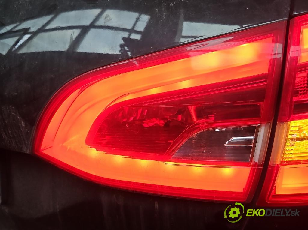 Peugeot 308 II 2013-2021 1.6 hdi 120 hp manual 88 kW 1560 cm3 5- světlo zadní pravé  (Klika dveří ostatní)